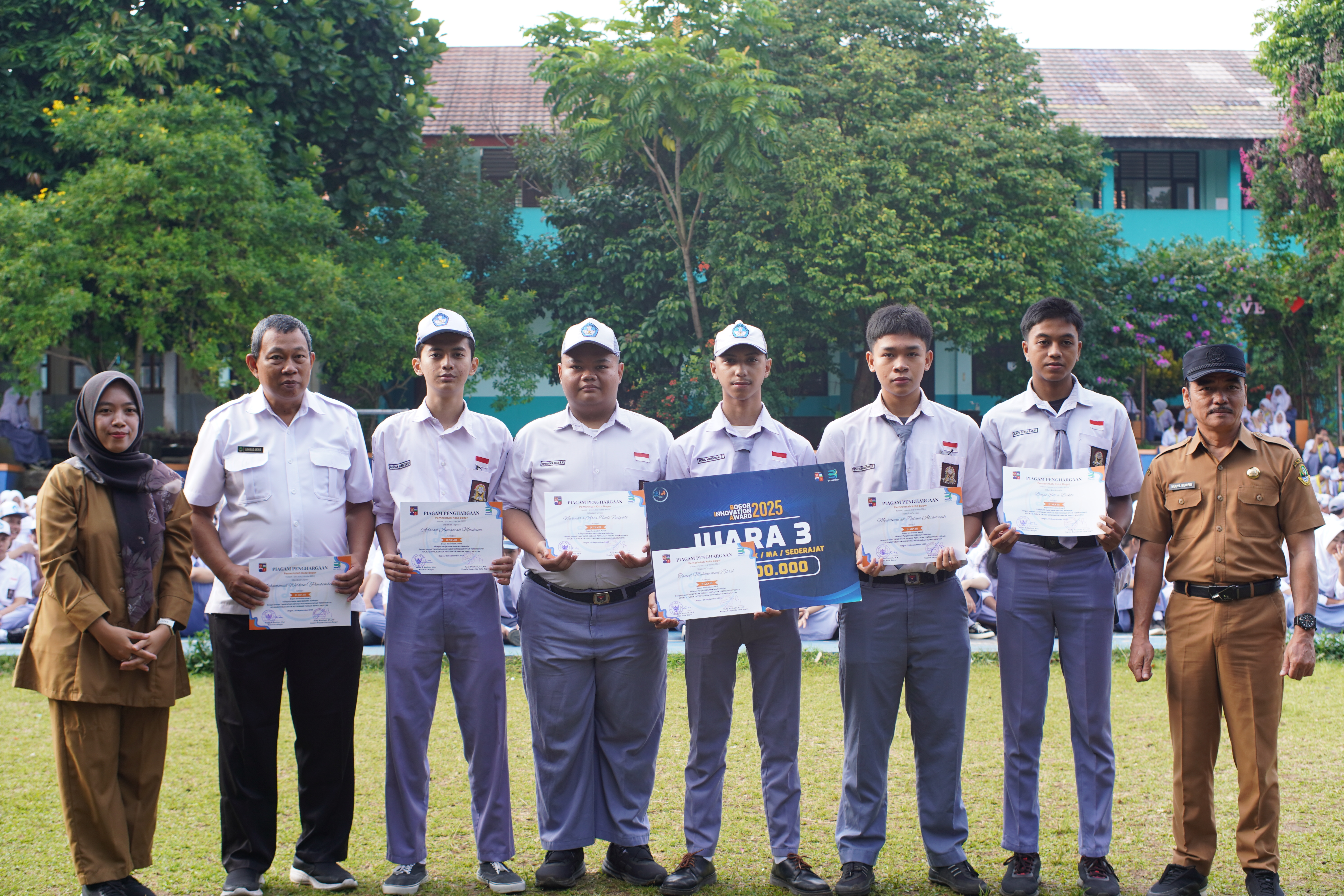 SMKN 4 Kota Bogor Raih Juara 3 di Ajang Bogor Innovation Awards (BIA) 2025